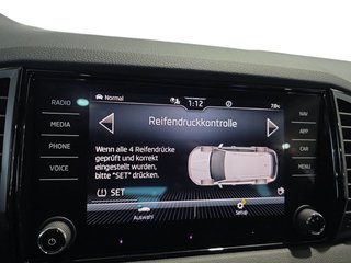 Skoda Karoq Sportline 1,5TSI DSG 4*J.Gar/Pano/aAHK/Matrix/Navi    ** - foto 37