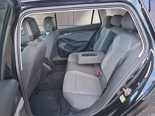 Skoda Superb Combi 2,0TDI DSG Navi/DCC/ACC/Kamera/Sitzhz.  ** - foto 10