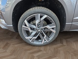 Skoda Karoq Sportline 1,5TSI DSG 4*J.Gar/Pano/aAHK/Matrix/Navi ** - bilder 11
