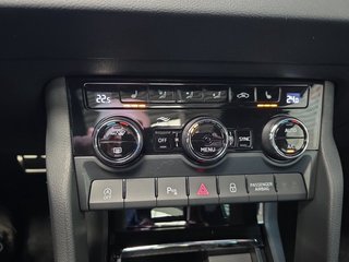 Skoda Karoq Sportline 2,0TDI DSG 4x4 Pano/4*J.Gar/aAHK/Navi    ** - bilder 25