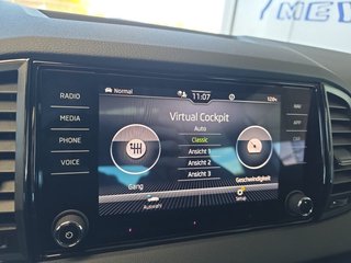 Skoda Karoq Sportline 2,0TDI DSG 4x4 Pano/4*J.Gar/aAHK/Navi    ** - bilder 35