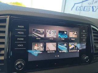 Skoda Karoq Sportline 2,0TDI DSG 4x4 Pano/4*J.Gar/aAHK/Navi    ** - bilder 40
