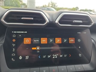 MG ZS Luxury 1,5 Hybrid+ 197PS 18*Alu/LED/Navi/Leder/Kamera   ** - foto 18