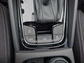 Skoda Karoq Sportline 1,5TSI DSG 4*J.Gar/Pano/aAHK/Matrix/Navi    ** - bilder 23