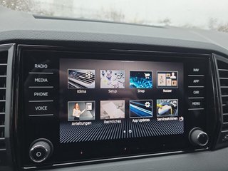 Skoda Karoq Sportline 1,5TSI DSG 4*J.Gar/Pano/aAHK/Matrix/Navi    ** - bilder 39