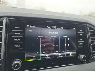 Skoda Karoq Sportline 1,5TSI DSG 4*J.Gar/Pano/aAHK/Matrix/Navi    ** - bilder 45