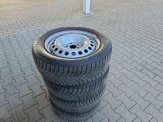 Fiat 500L 1.6 M-Jet 17*Alu/WR/Navi/Kamera/Temp. - bilder 12