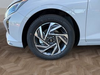 Hyundai i20 1.0 T-GDI Navi/Kamera/LED/Winterp.  ** - bilder 11