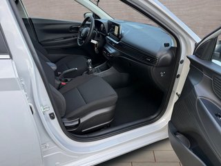 Hyundai i20 1.0 T-GDI Navi/Kamera/LED/Winterp.  ** - bilder 12