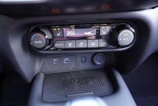 Nissan Juke 1.0 DIG-T 7DCT 17*Alu/Navi/LED/Kamera  ** - foto 15