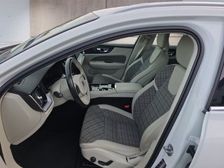 Volvo V60 T6 Twin Engine AWD 8*Alu/LED/Navi/el.Klappe - bilder 4