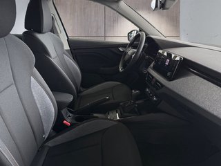 Skoda Kamiq Selection 1,0TSI DSG Kessy/Kamera/Temp/2-Z.Klimaaut.  ** - foto 12