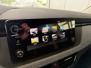 Skoda Kamiq Selection 1,0TSI DSG Kessy/Kamera/Temp/2-Z.Klimaaut.  ** - foto 19