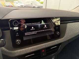 Skoda Kamiq Selection 1,0TSI DSG Kessy/Kamera/Temp/2-Z.Klimaaut.  ** - foto 22