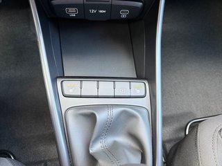 Hyundai i20 1,2 79PS Navi/Winterp/Kamera/Temp/Pdc  ** - foto 19