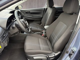 Hyundai i20 1,2 79PS Navi/Winterp/Kamera/Temp/Pdc  ** - foto 5