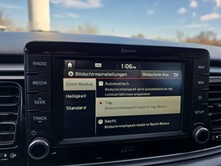 Kia Rio 1.4 100PS AHK/Navi/Kamera/Winterp/Klimaaut. - bilder 35