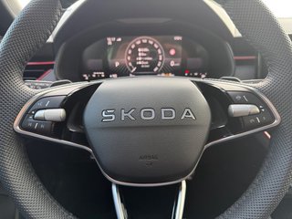 Skoda Kamiq Monte Carlo 1,5TSI DSG 4*J.Gar/18*Alu/Pano/Kamera  ** - bilder 14
