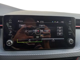 Skoda Kamiq Monte Carlo 1,5TSI DSG 4*J.Gar/18*Alu/Pano/Kamera  ** - bilder 40