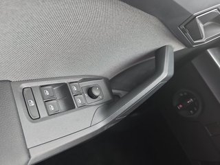 SEAT Arona FR 1,5TSI DSG aAHK/LED/ACC/Kamera/Winterp.  ** - bilder 12
