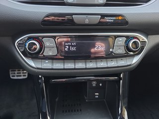 Hyundai i30 Kombi N-Line 1.5 T-GDI 7DCT Keyless/ACC/LED/Navi/Winterp.  ** - foto 20