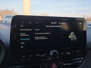 Hyundai i30 Kombi N-Line 1.5 T-GDI 7DCT Keyless/ACC/LED/Navi/Winterp.  ** - foto 28