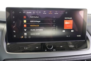 Nissan Qashqai 1,3 DIG-T Xtronic Pano/Head-Up/LED/el.Klappe  ** - bilder 31