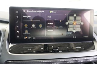 Nissan Qashqai 1,3 DIG-T Xtronic Pano/Head-Up/LED/el.Klappe  ** - bilder 38
