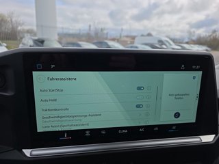 Volkswagen T7 2,0TDI 150PS Voll-LED/AHK/Kamera/Temp. ** - bilder 26