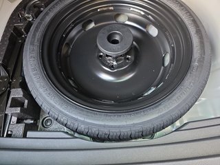 Skoda Karoq Sportline 1,5TSI DSG 4*J.Gar/aAHK/Matrix/Navi  ** - bilder 15