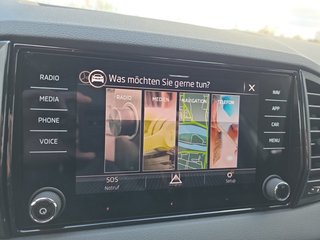 Skoda Karoq Sportline 1,5TSI DSG 4*J.Gar/aAHK/Matrix/Navi  ** - bilder 30