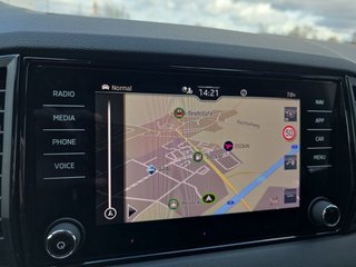 Skoda Karoq Sportline 1,5TSI DSG 4*J.Gar/aAHK/Matrix/Navi  ** - bilder 31