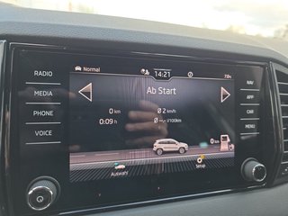 Skoda Karoq Sportline 1,5TSI DSG 4*J.Gar/aAHK/Matrix/Navi  ** - bilder 33