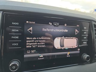 Skoda Karoq Sportline 1,5TSI DSG 4*J.Gar/aAHK/Matrix/Navi  ** - bilder 37