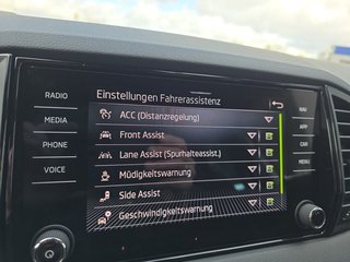 Skoda Karoq Sportline 1,5TSI DSG 4*J.Gar/aAHK/Matrix/Navi  ** - bilder 45