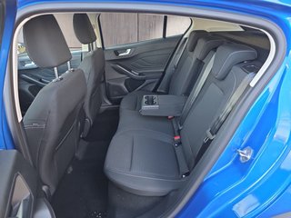 Ford Focus Active X 1.0 155PS aAHK/LED/Navi/Kamera/Winterp.  ** - bilder 10