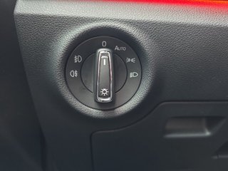 Skoda Kamiq Monte Carlo 1,5TSI DSG 4*J.Gar/AHK/18*Alu/el.Klappe - bilder 22