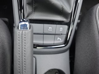 Skoda Kamiq Monte Carlo 1,5TSI DSG 4*J.Gar/AHK/18*Alu/el.Klappe - bilder 24