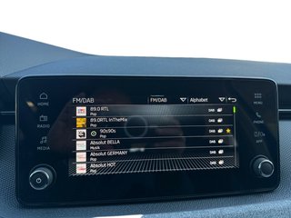 Skoda Kamiq Selection 1,5TSI DSG Kamera/LED/Kessy/Winterp.  ** - foto 22