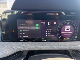 Skoda Superb Combi 2,0TDI DSG Navi/DCC/ACC/Kamera/Sitzhz.  ** - bilder 20