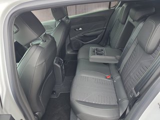 Peugeot 308 GT Hybrid 145 Matrix/18*Alu/Navi/Kamera  ** - foto 9