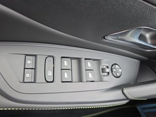 Peugeot 308 GT Hybrid 145 Matrix/18*Alu/Navi/Kamera  ** - foto 15
