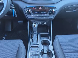 Hyundai TUCSON 1.6 177PS Aut.4WD 8*Alu/Navi/Kamera/Winterp. - foto 6
