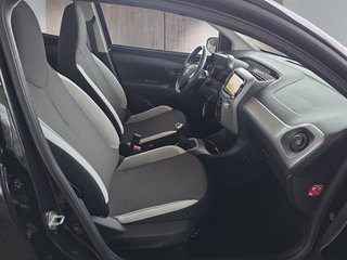Toyota Aygo 1.0 x-play Kamera/Alu/WR/Temp. - bilder 12