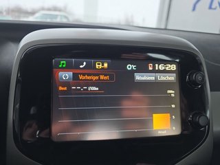 Toyota Aygo 1.0 x-play Kamera/Alu/WR/Temp. - bilder 30