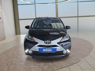 Toyota Aygo 1.0 x-play Kamera/Alu/WR/Temp. - bilder 4