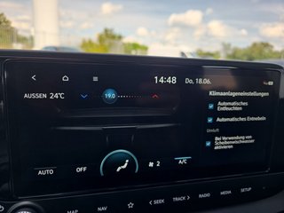 Hyundai i20 1.0 T-GDI 7DCT Navi/LED/Kamera/Winterp/Keyless  ** - foto 41