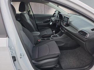 Hyundai i30 Kombi 1,5 110PS 16*Alu/Kamera/Pdc/Temp. - foto 12