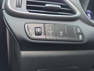 Hyundai i30 Kombi 1,5 110PS 16*Alu/Kamera/Pdc/Temp. - foto 18