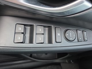 Hyundai i30 Kombi 1,5 110PS 16*Alu/Kamera/Pdc/Temp. - foto 19